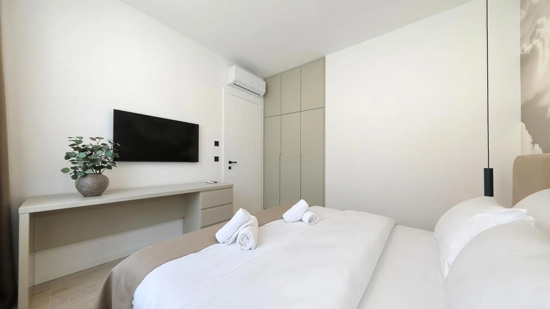 Cloud 9 D4 Vila Tkon Villa